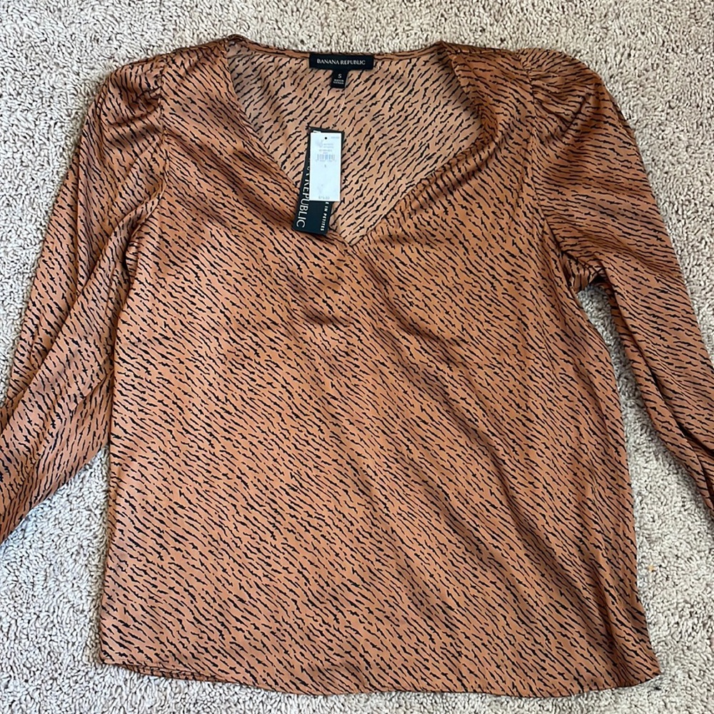 Banana republic blouse brand new size small
